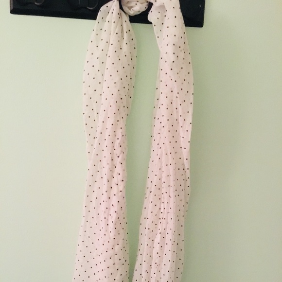 Scarf - Picture 4 of 5